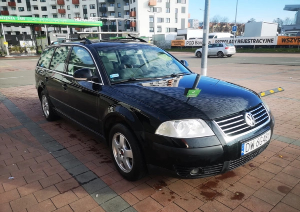 Volkswagen Passat cena 7900 przebieg: 344484, rok produkcji 2004 z Wrocław małe 154